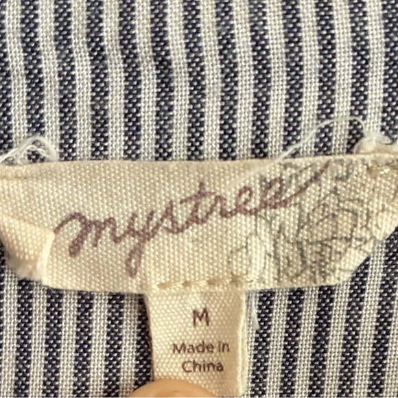 Mystree Blue Striped Floral Embroidered Button Down Shirt M - Picture 13 of 15